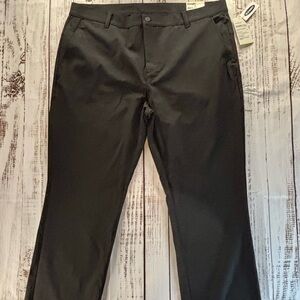 Old Navy Men’s 40x30 Straight Go-Dry Active Pants | Black | NWT